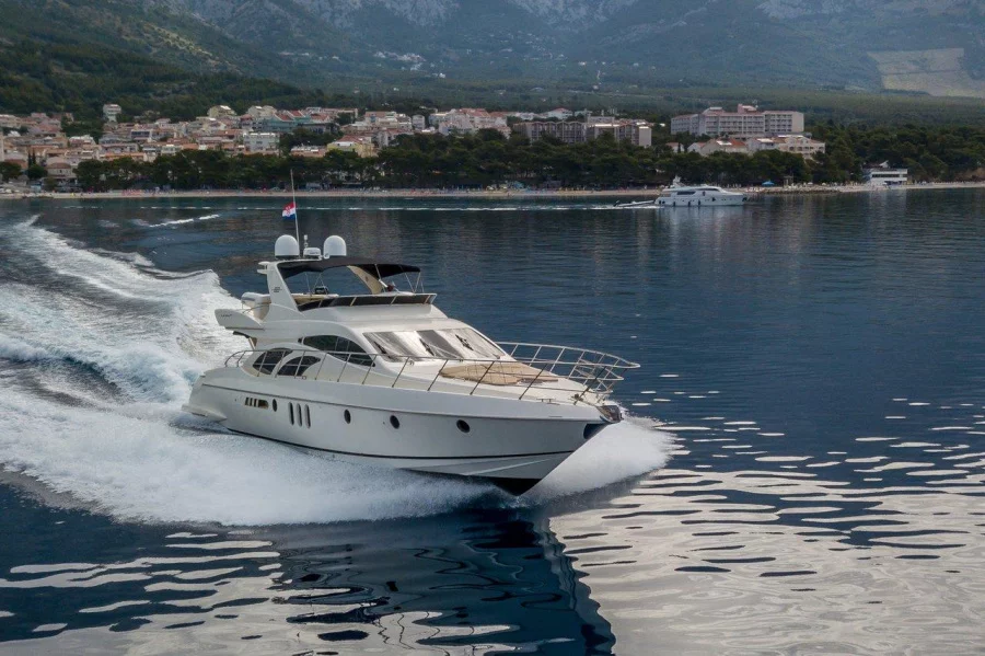 Azimut 62 Fly - 3 + 2 cab. (Eos)  - 0