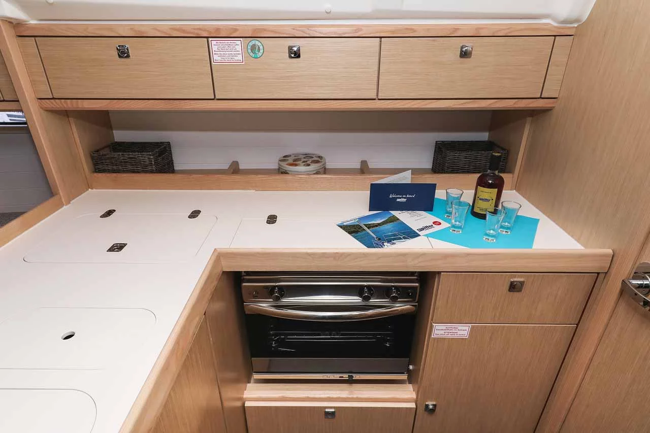 Bavaria Cruiser 37 Style (Pura Vida)  - 14