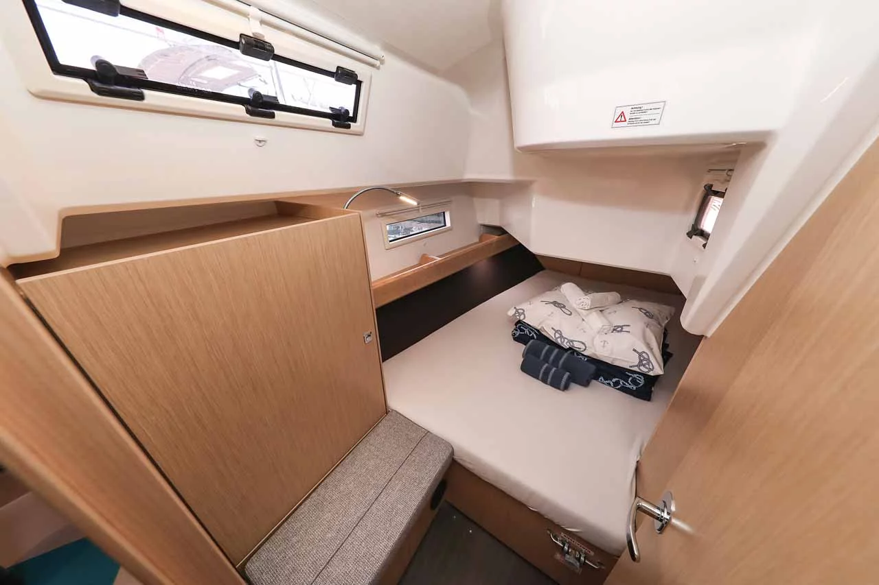 Bavaria Cruiser 37 Style (Pura Vida)  - 18