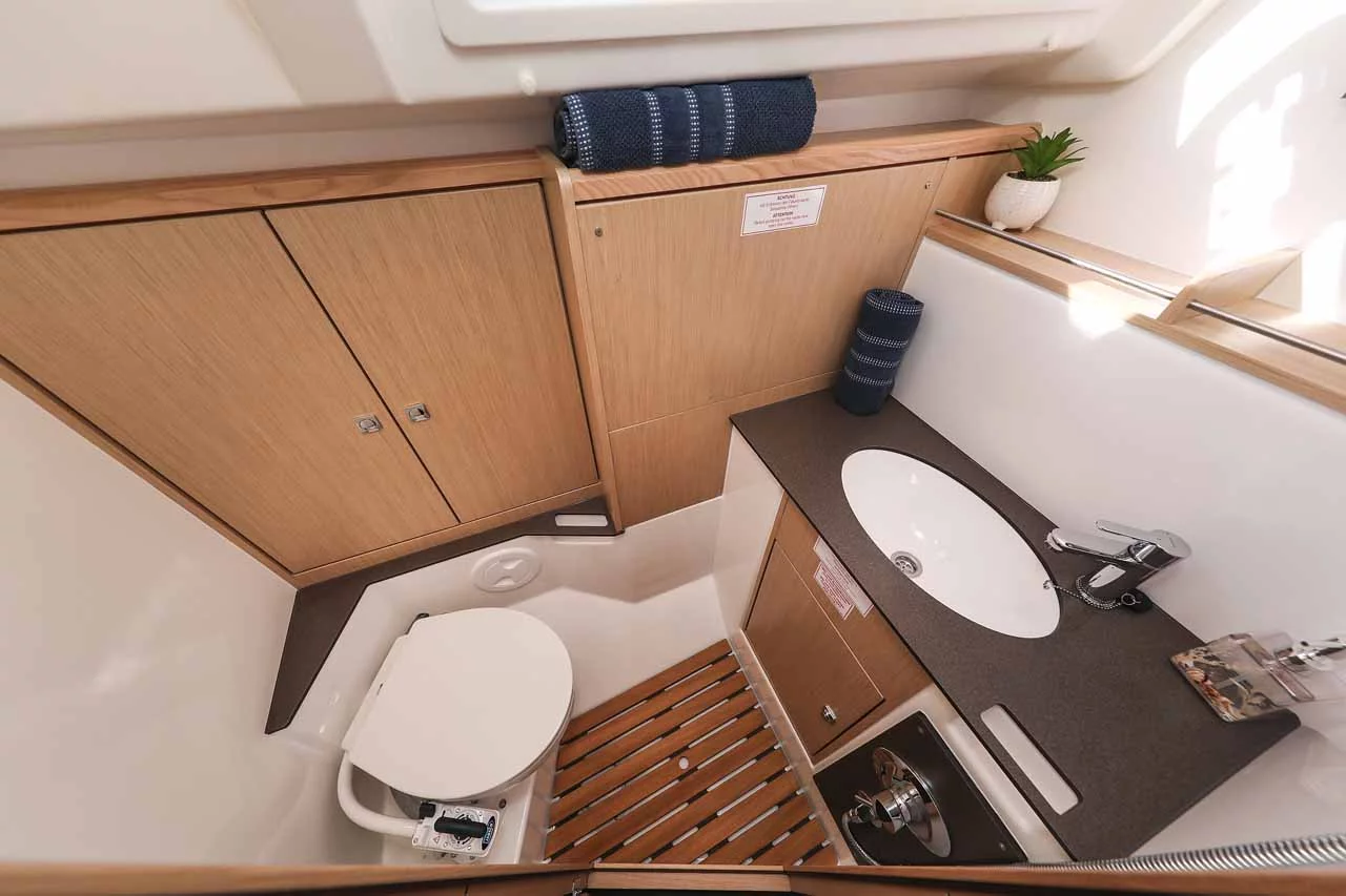 Bavaria Cruiser 37 Style (Pura Vida)  - 22