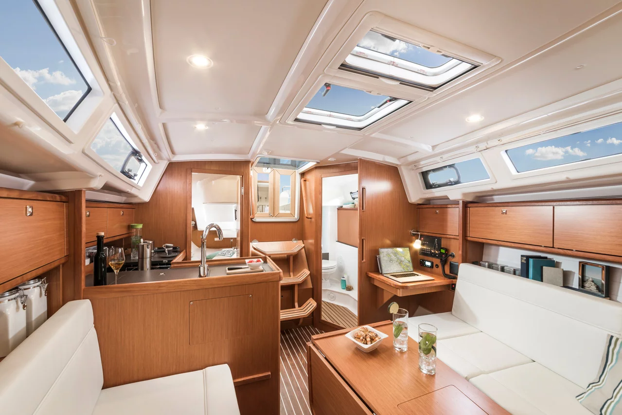 Bavaria Cruiser 34 Style (Opal)  - 6