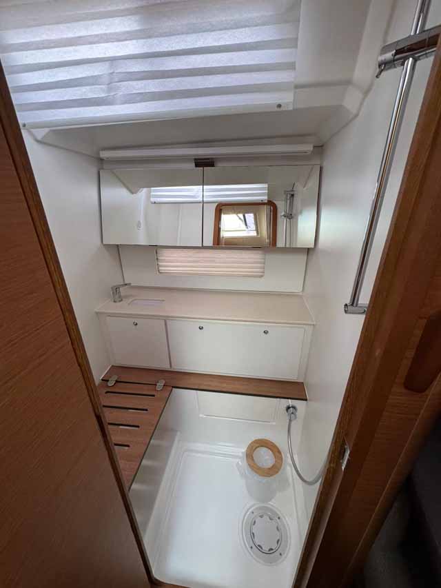 Dufour 41 - 3 cab. — photo 20