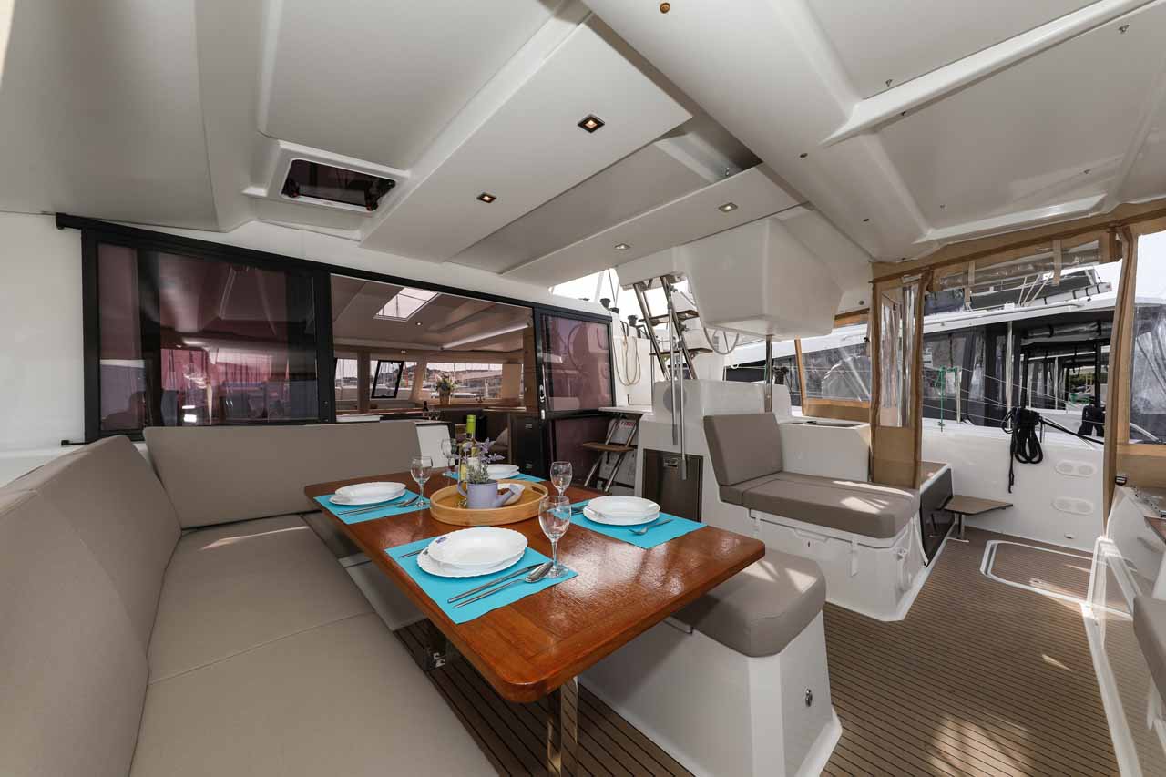 Photo #9 - Fountaine Pajot Astrea 42 - 4 + 2 cab. (Alchiba) en Trogir - 38118