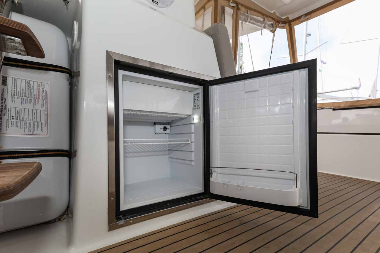 Photo #12 - Fountaine Pajot Astrea 42 - 4 + 2 cab. (Alchiba) en Trogir - 38118