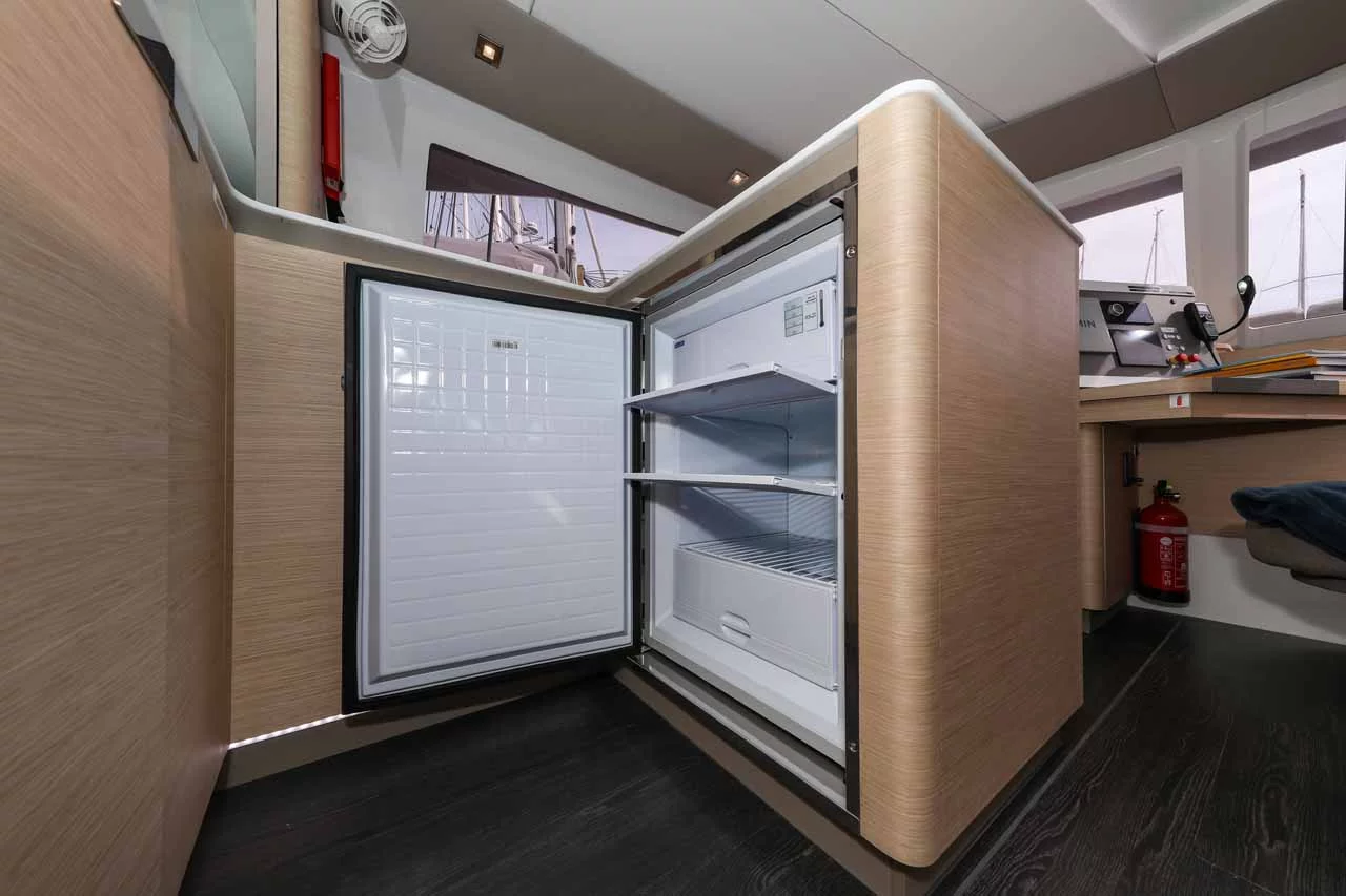 Fountaine Pajot Astrea 42 - 4 + 2 cab. (Alchiba)  - 19