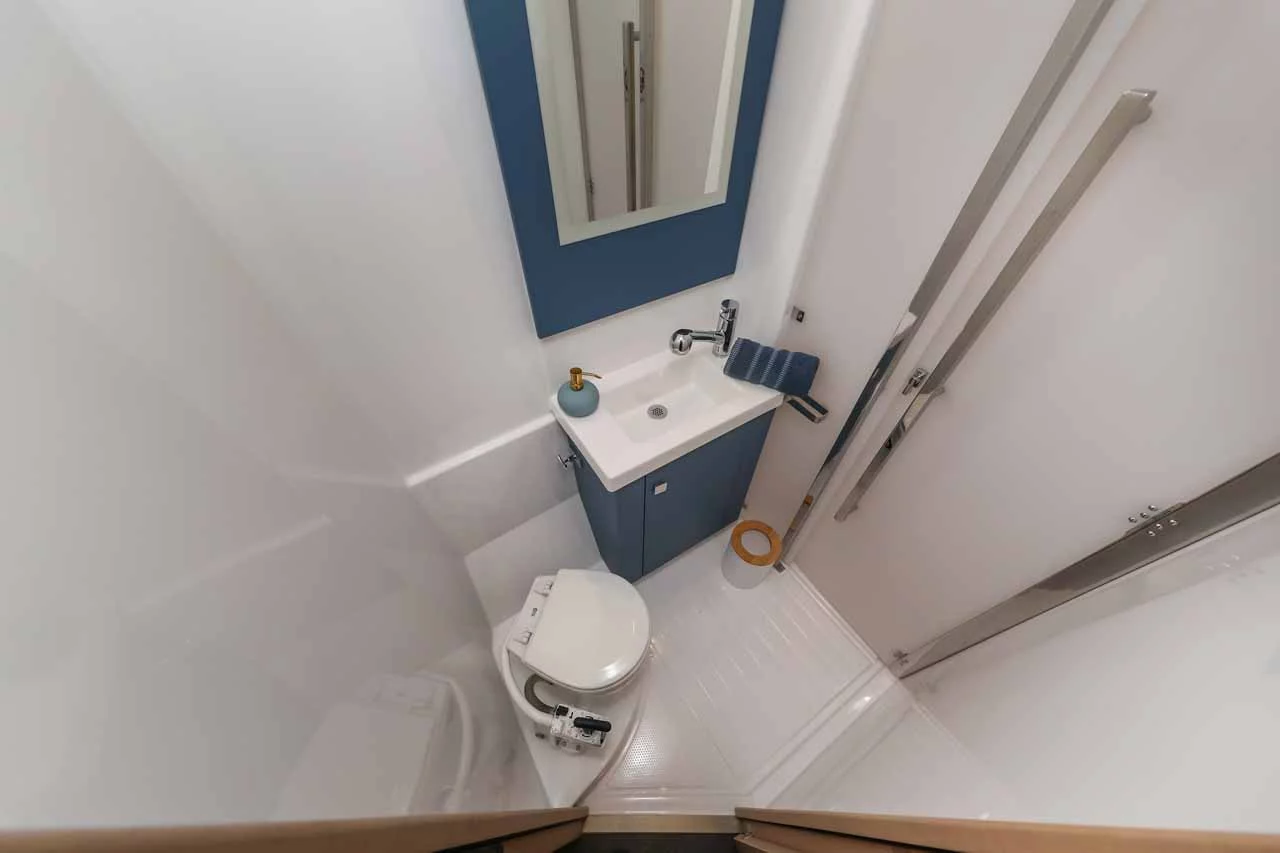 Fountaine Pajot Astrea 42 - 4 + 2 cab. (Alchiba)  - 32