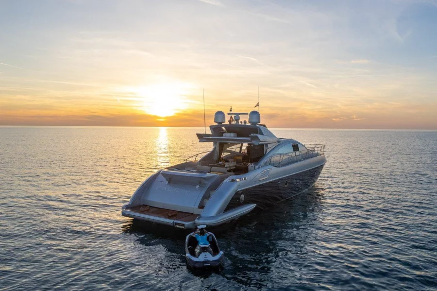 Azimut 68 - 3 + 1 cab. (Falch)  - 7
