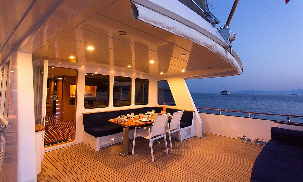 Photo #2 - Trawler 77 (Troy Explorer) en Bodrum - 38139