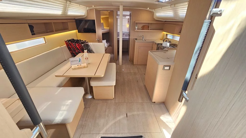 Oceanis 40.1 (Dream Weaver)  - 9