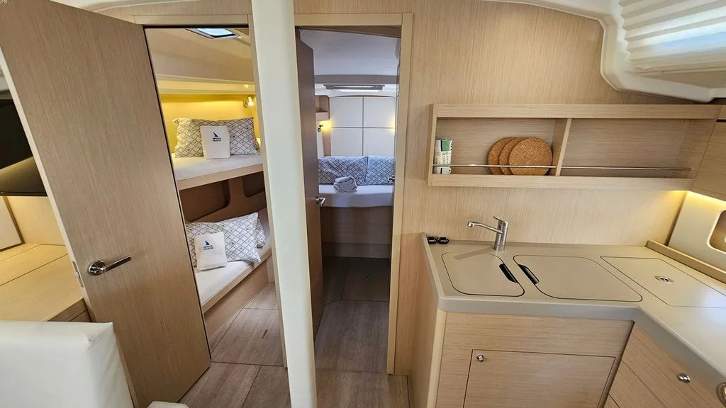Oceanis 40.1 (Dream Weaver)  - 21