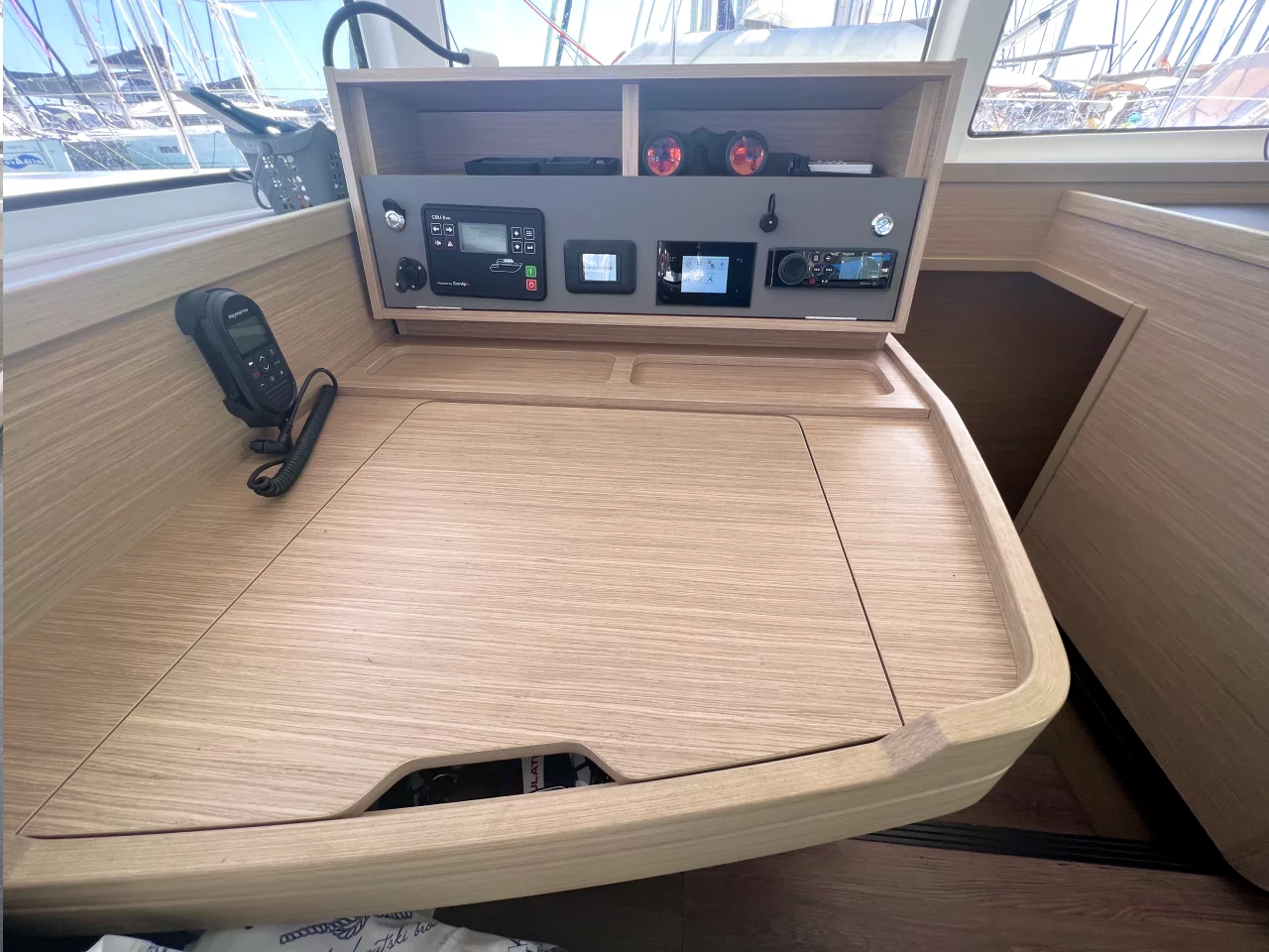 Lagoon 42 - 4 + 1 cab. (Bendmill)  - 16