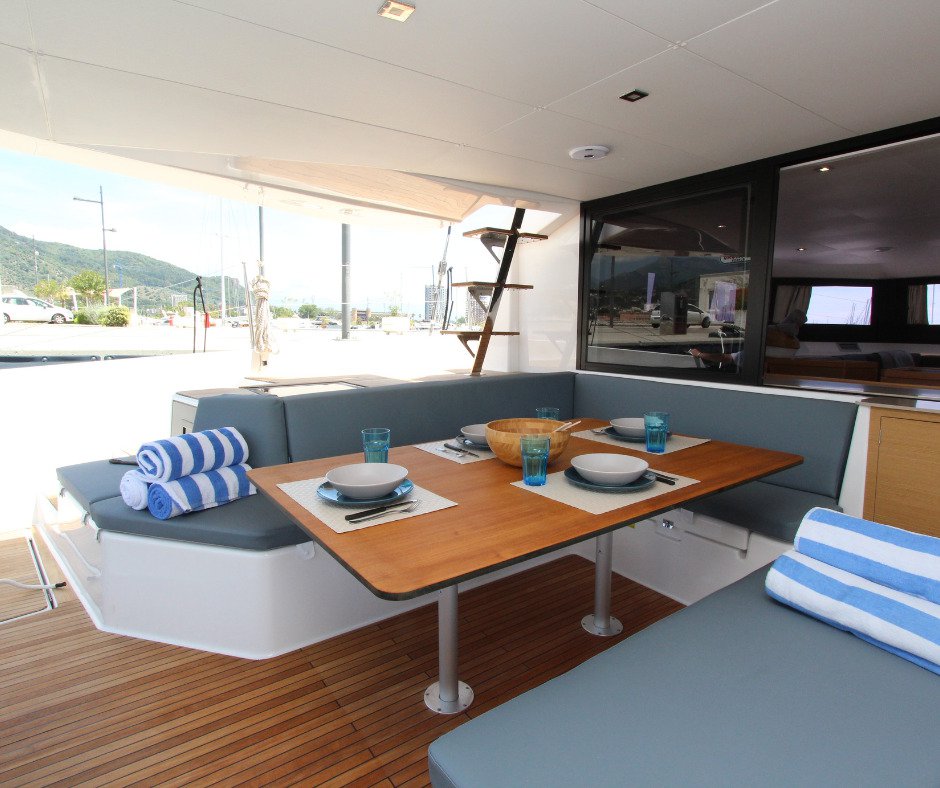 Dufour 48 Catamaran - 5 + 1 cab. — photo 12