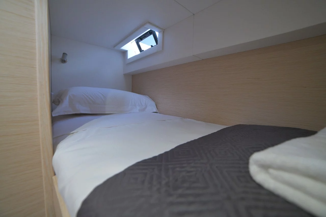 Dufour 48 Catamaran - 5 + 1 cab. (Sualzo)  - 14