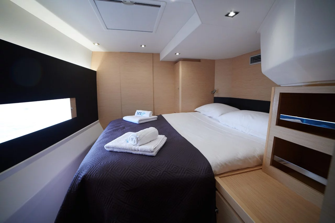 Dufour 48 Catamaran - 5 + 1 cab. (Inrada)  - 10