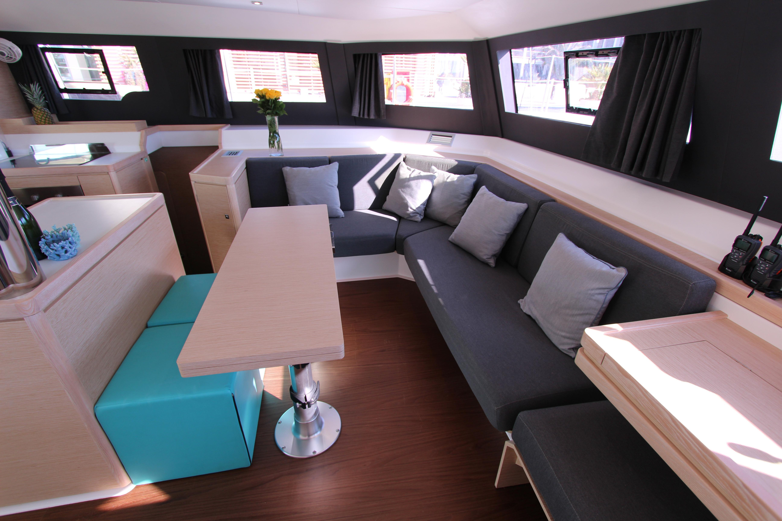 Dufour 48 Catamaran - 5 + 1 cab. — photo 11