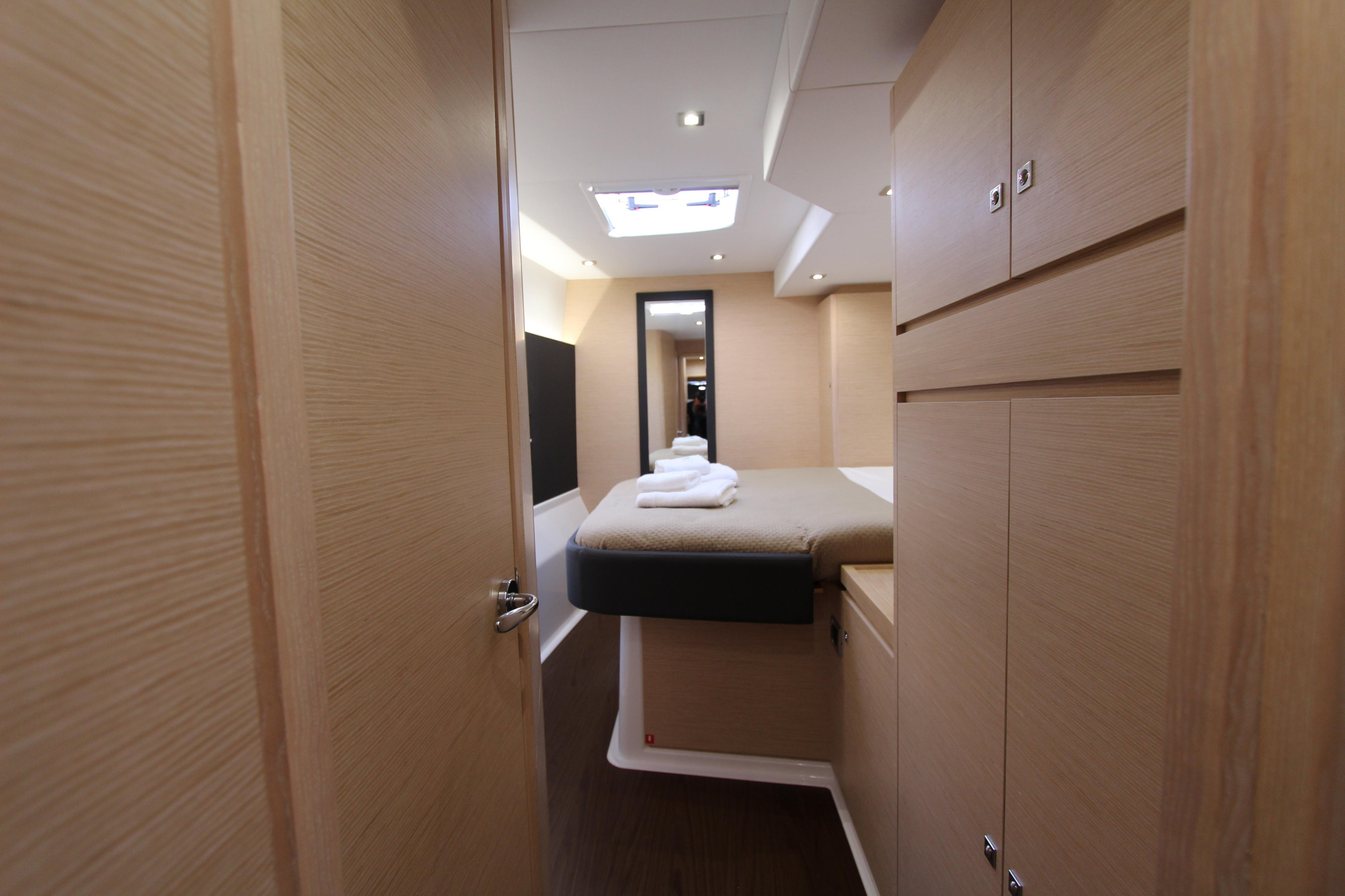 Dufour 48 Catamaran - 5 + 1 cab. — photo 13