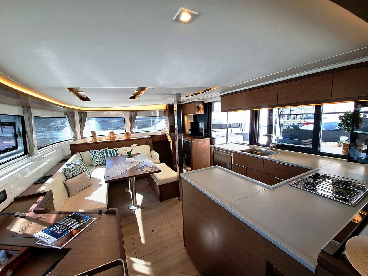 Photo #9 - Lagoon 46 - 4 + 2 cab. (Omnia) in Athen - 38180