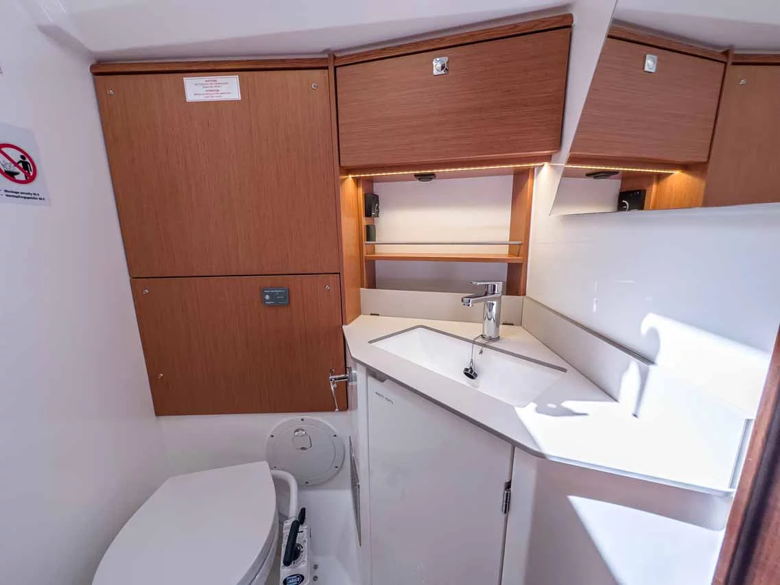 Bavaria C46 - 4 cab. (Naos)  - 8
