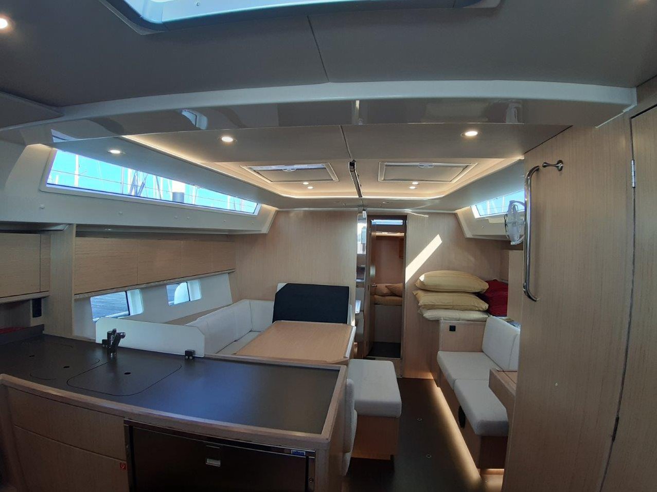 Photo #7 - Bavaria C45 - 4 cab. (Southern Star) en Phuket - 38191