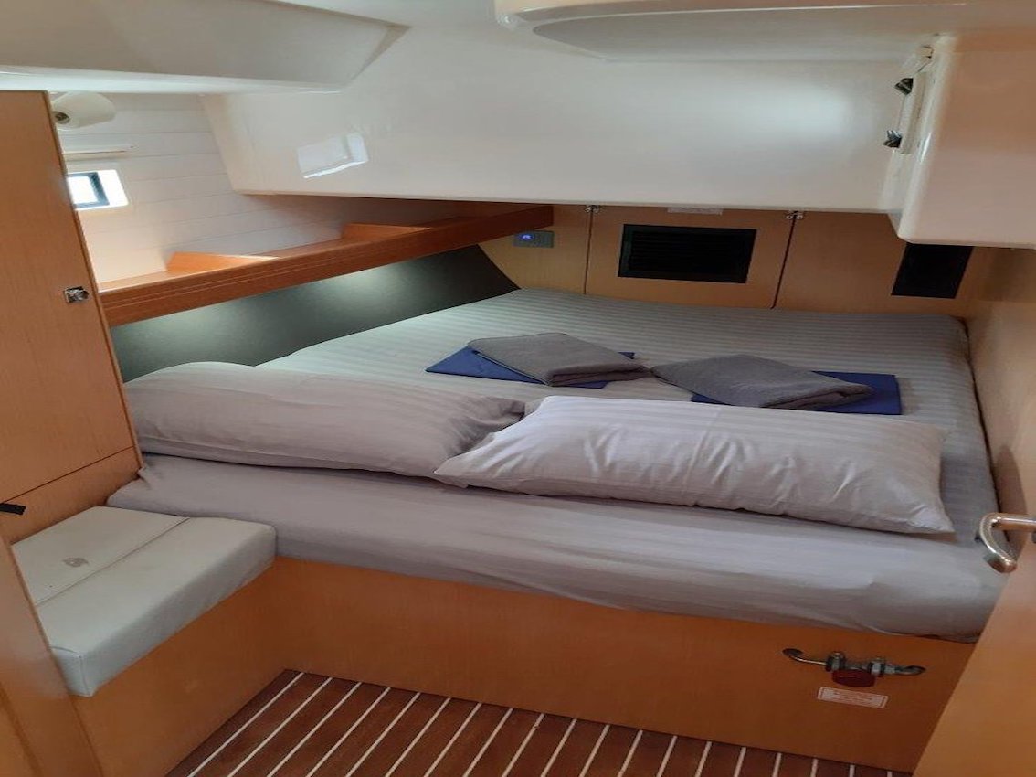 Photo #12 - Bavaria Cruiser 46 - 3 cab. (Kingsman) in Phuket - 38193