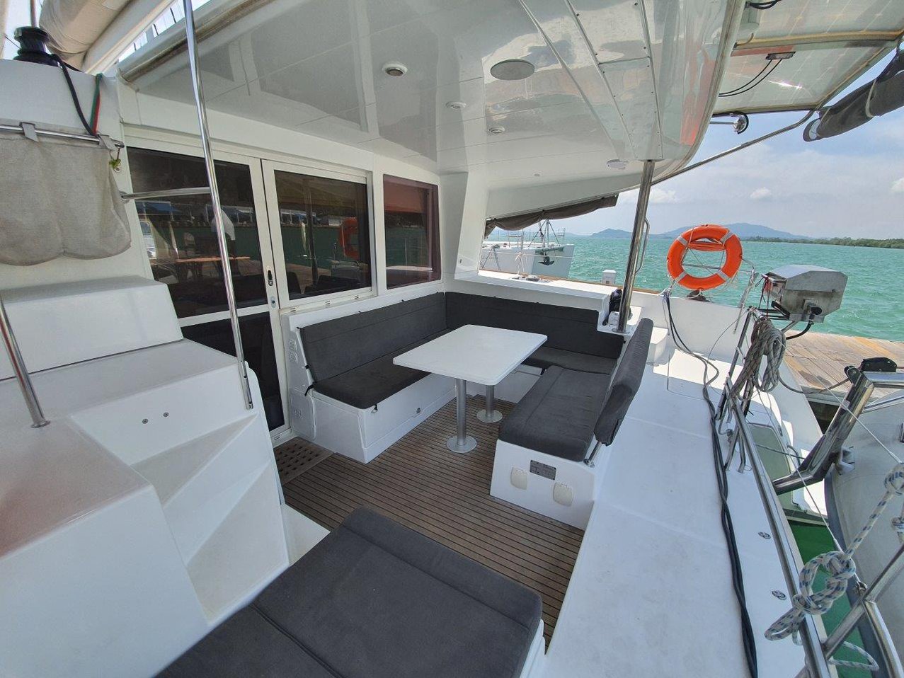 Photo #5 - Lagoon 400 S2 - 4 + 2 cab. (ToyBoy) en Phuket - 38196