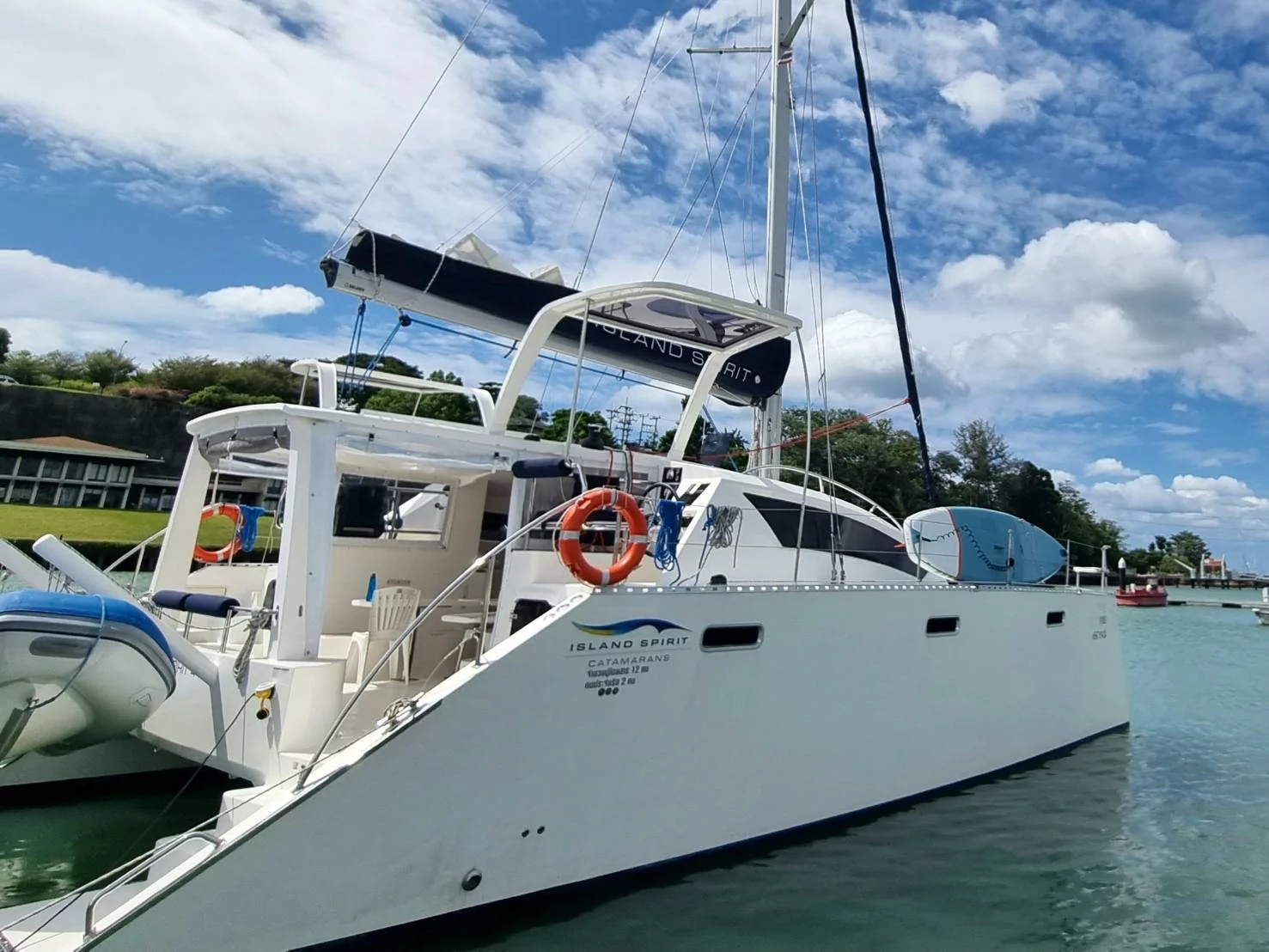 Island Spirit 410 (Kaya)  - 0