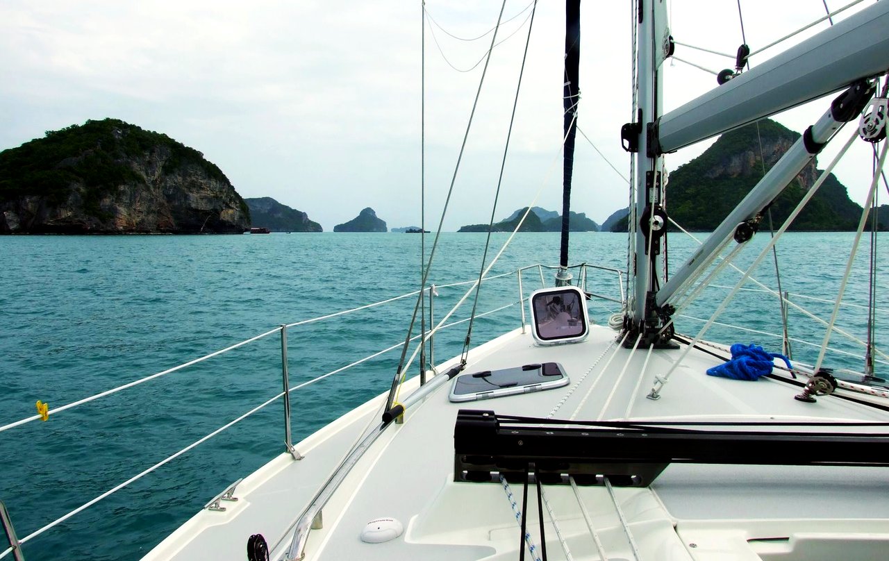 Photo #3 - Catalina 375 (Vag Alame) in Koh Chang - 38205