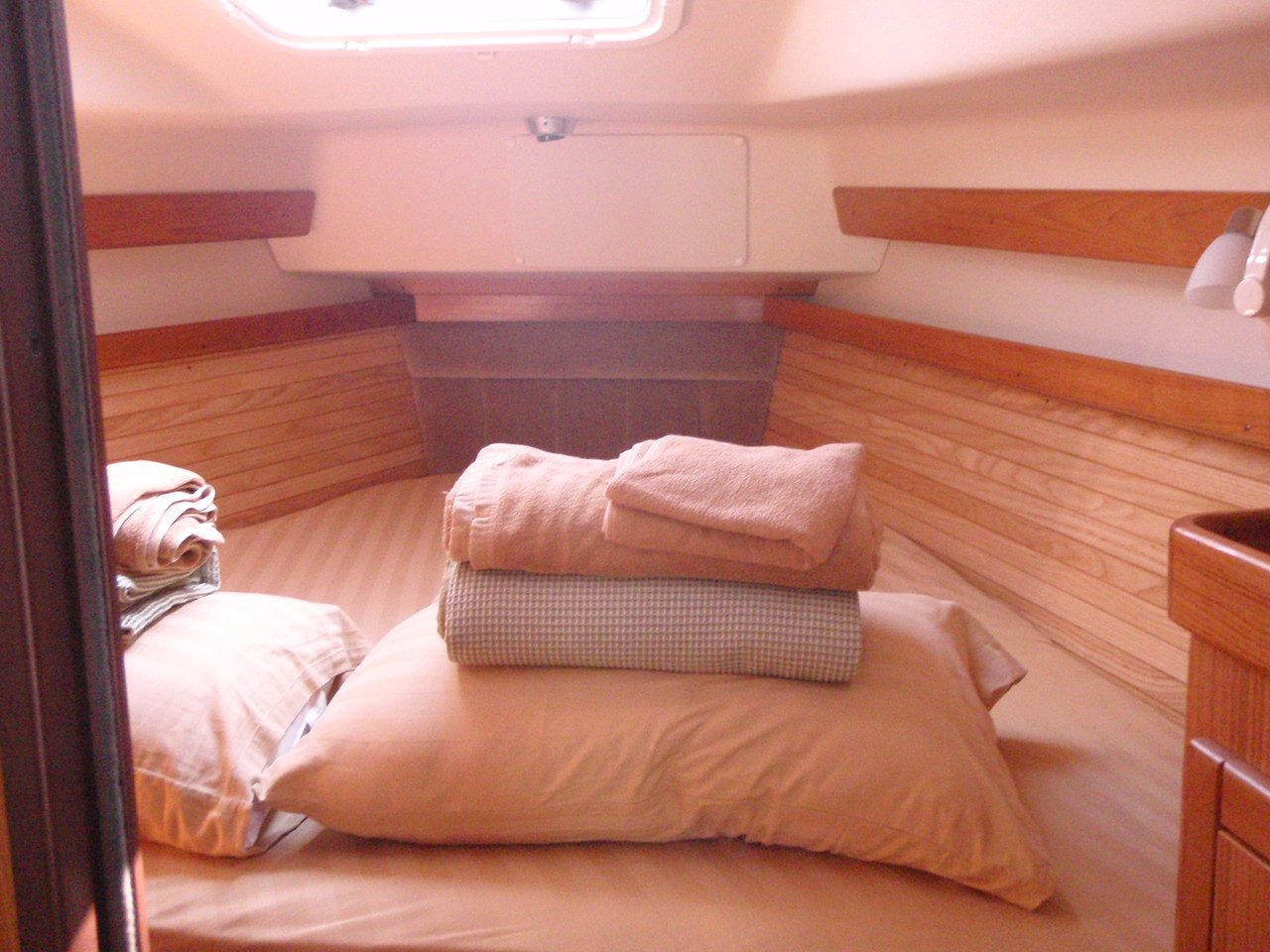 Photo #11 - Catalina 375 (Vag Alame) in Koh Chang - 38205