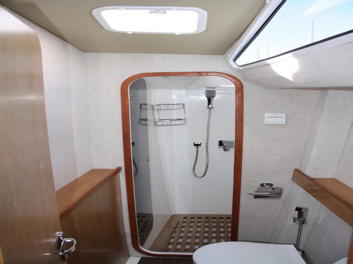 Island Spirit 38 - 4 cab. (Island Breeze)  - 14