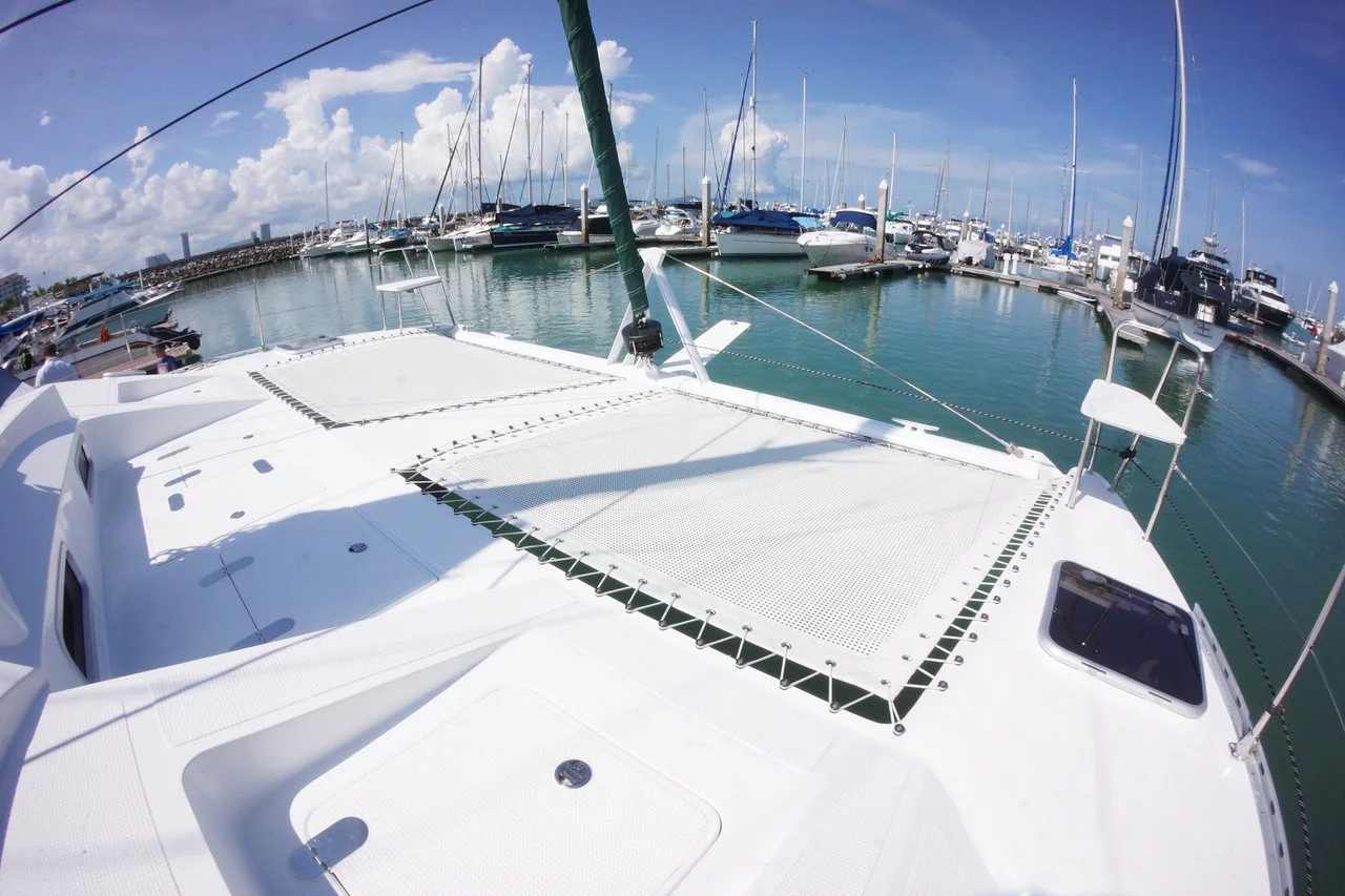 Island Spirit 38 - 4 cab. (Island Time)  - 12