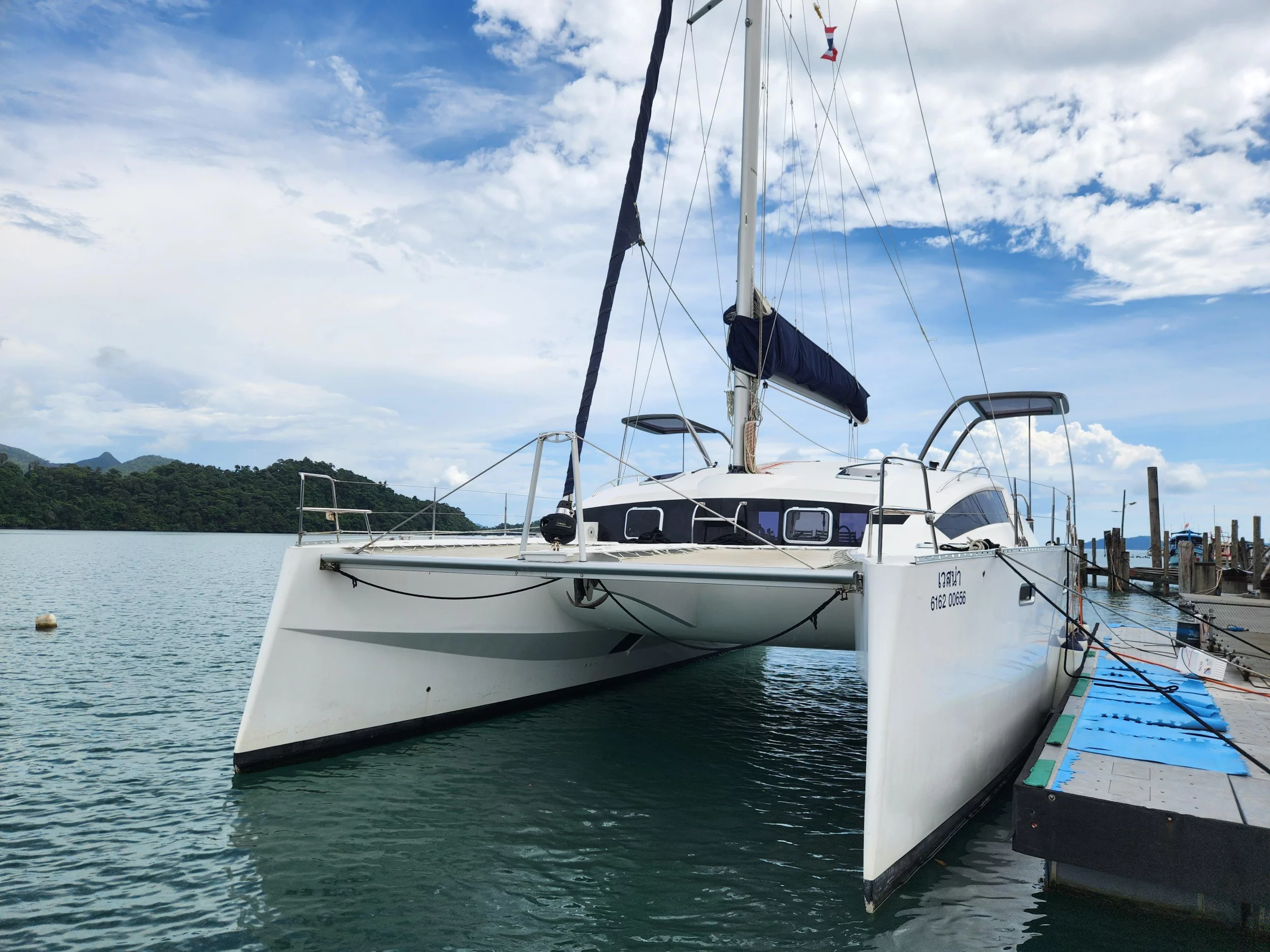 Island Spirit 410 (Vesna)  - 2