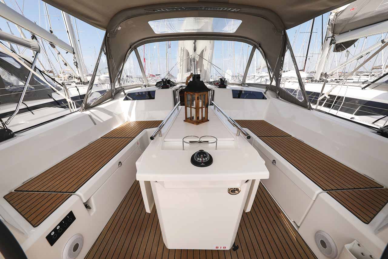 Photo #8 - Oceanis 40.1 ELECTRIC (Moritz) in Biograd - 38215