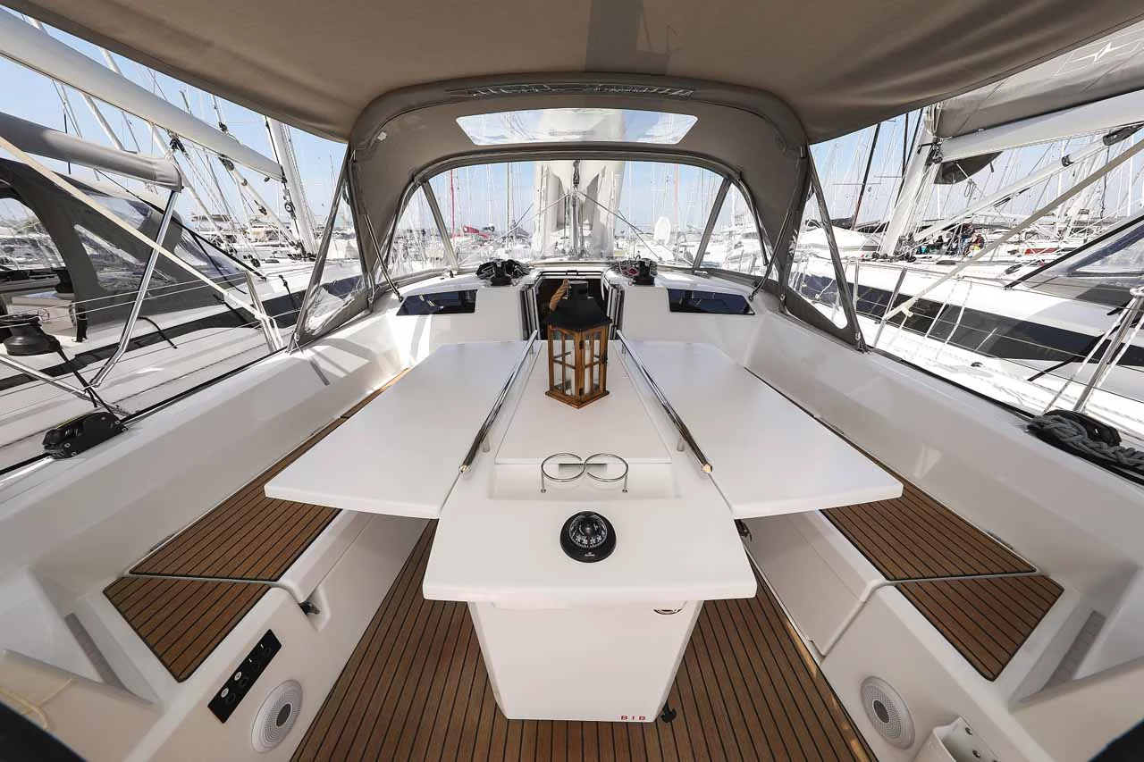Oceanis 40.1 ELECTRIC (Moritz)  - 8