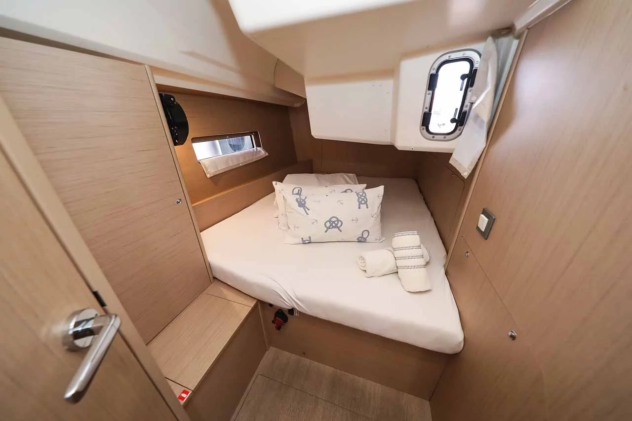 Oceanis 40.1 ELECTRIC (Moritz)  - 21