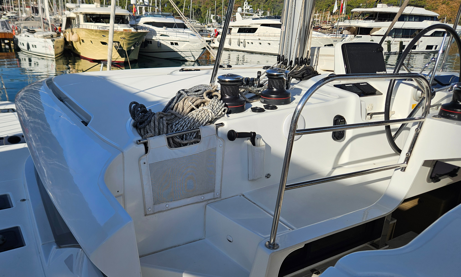 Lagoon 46 - 4 + 1 cab. — photo 10