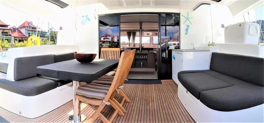 Lagoon 450 - 3 + 1 cab. (Escapade)  - 5