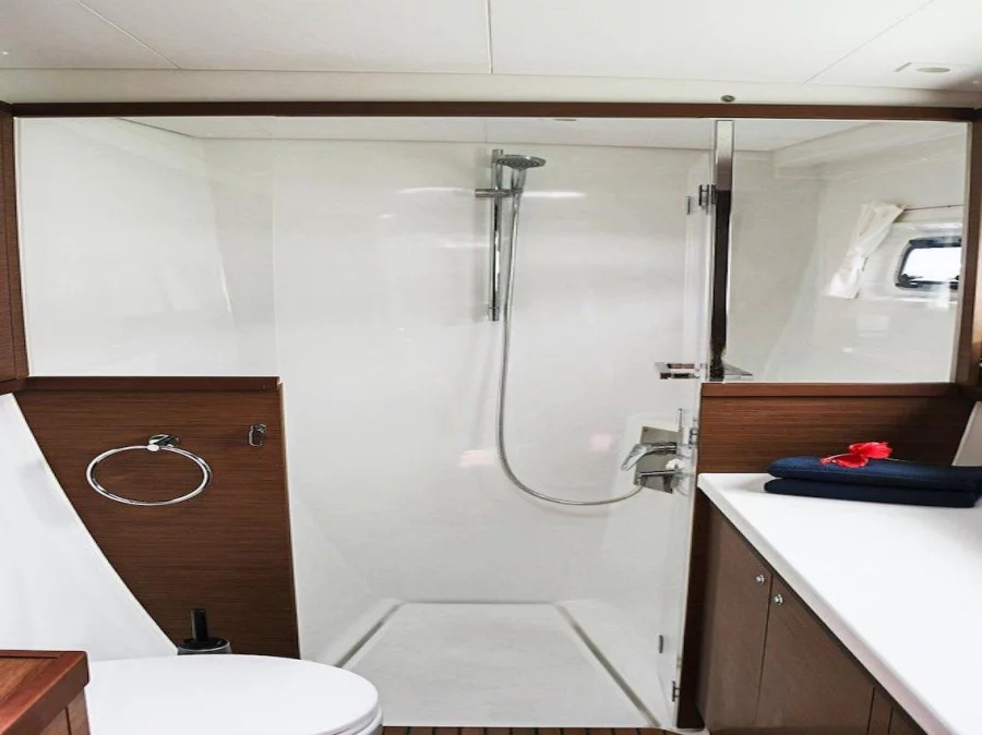 Lagoon 450 - 3 + 1 cab. (Escapade)  - 29
