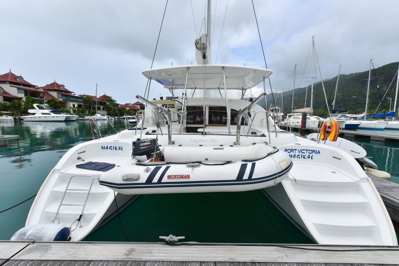 Photo #6 - Lagoon 380 - 3 + 2 cab. (Magikal) in Koh Chang - 38230