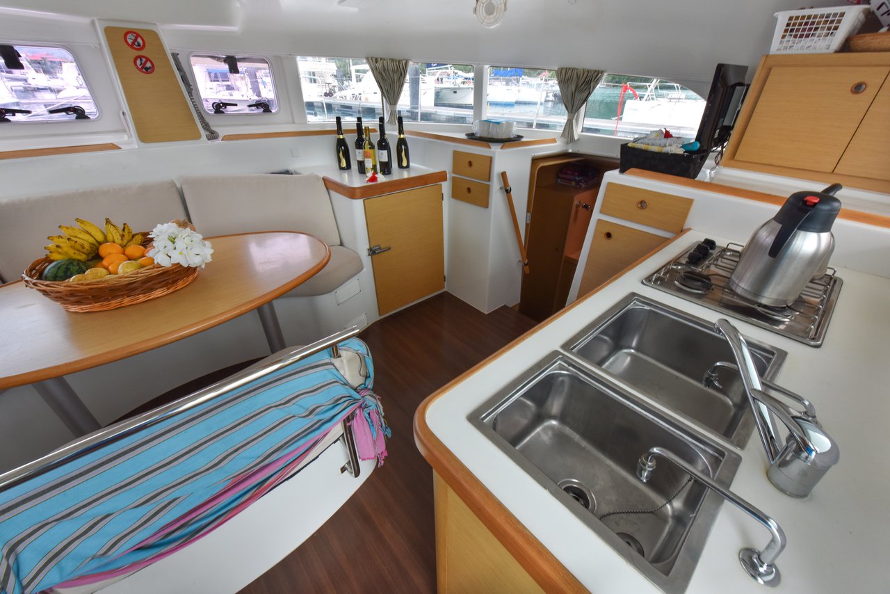 Photo #14 - Lagoon 380 - 3 + 2 cab. (Magikal) in Koh Chang - 38230