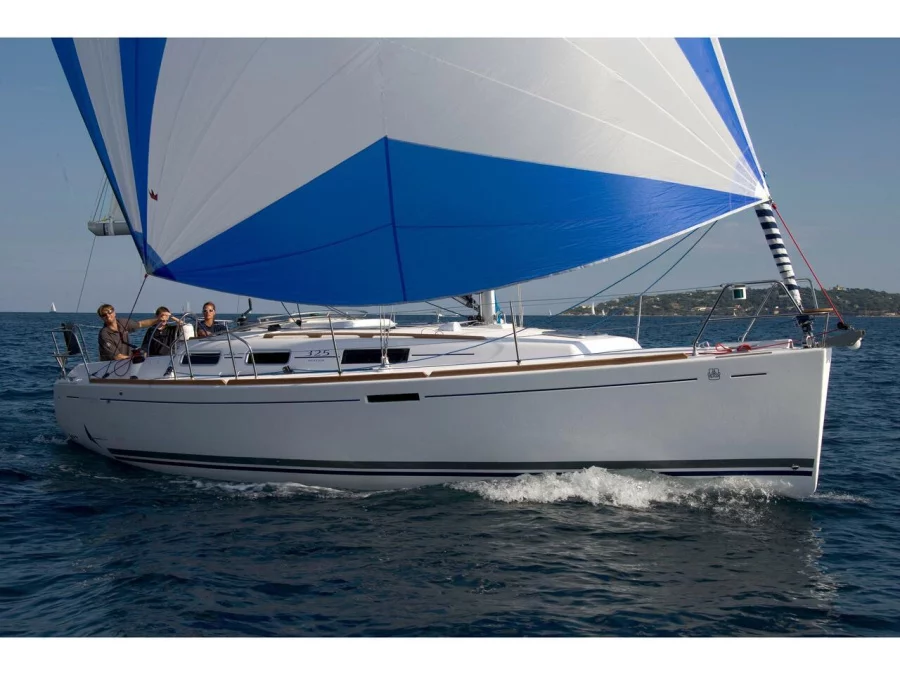 Dufour 325 GL (Bijoux)  - 2