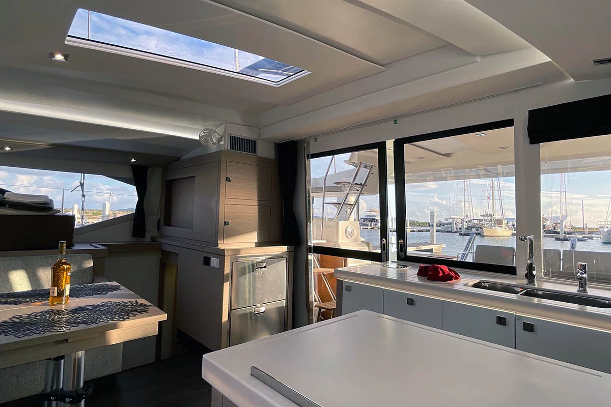 Fountaine Pajot Astrea 42 - 4 + 2 cab. (Carpe Diem - BVI)  - 16