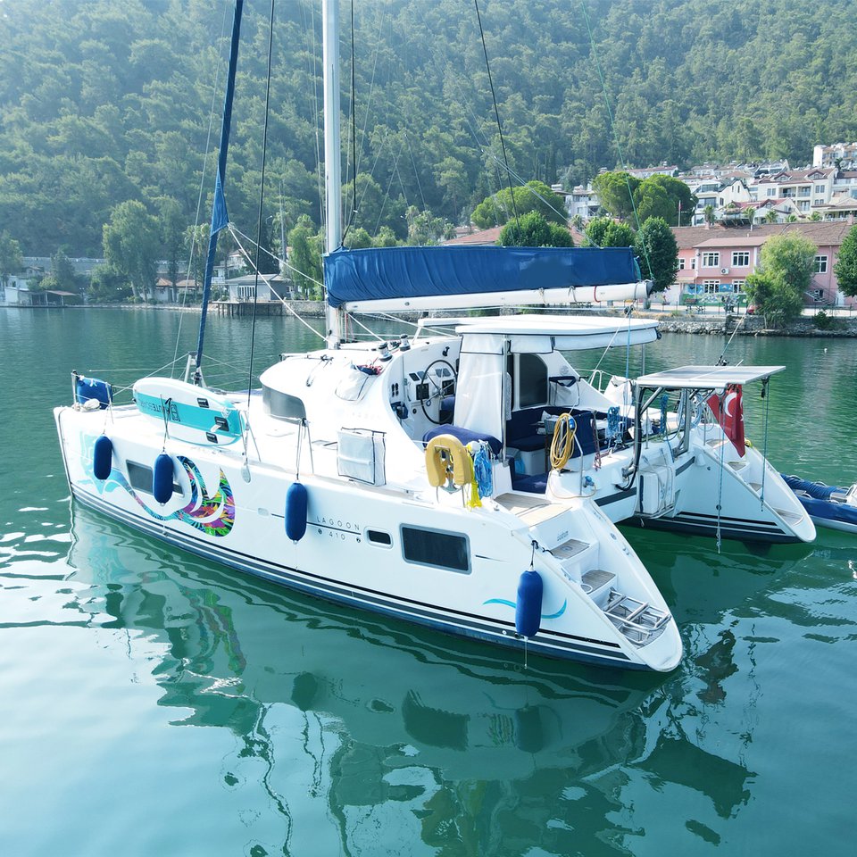 Photo #3 - Lagoon 410 S2 - 4 + 1 cab. (Aloha) in Fethiye - 38247