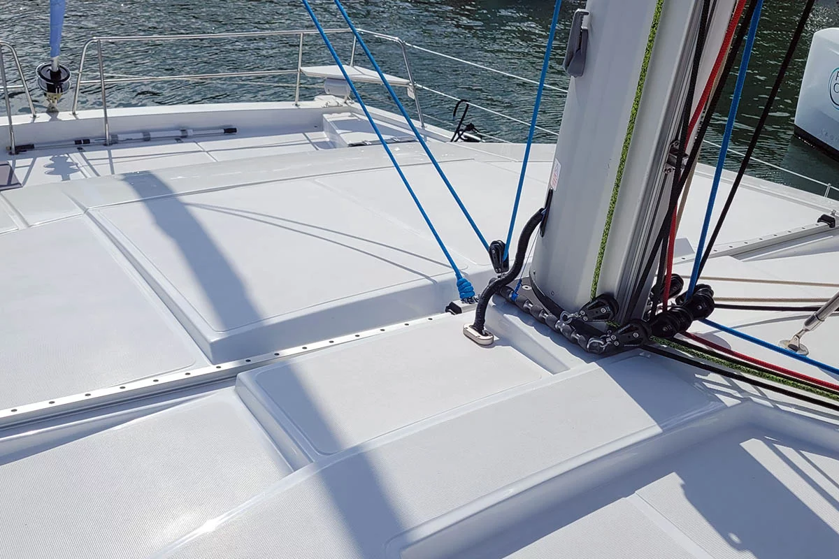 Bali 4.2 (Seas the Day BVI)  - 6
