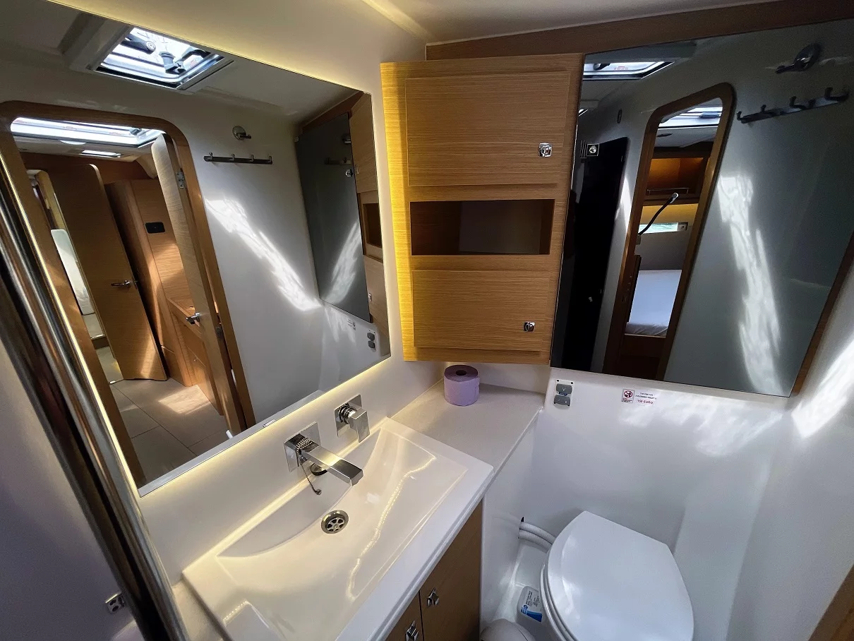Dufour 56 Exclusive - 4 + 1 cab. (Alpina)  - 29