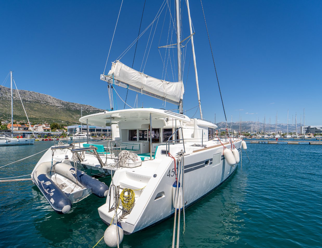 Photo #3 - Lagoon 450 F - 4 + 2 cab. (Orlando) en Kastela - 38279