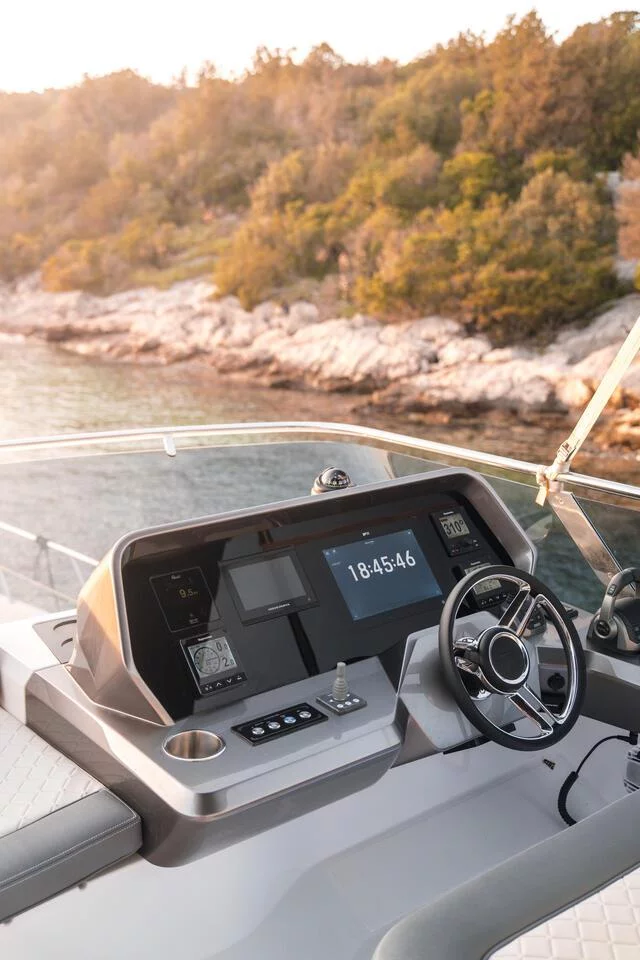 Galeon 440 Fly (Diesel) (FGStar Mini)  - 3