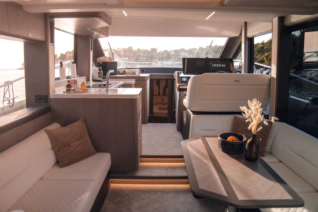 Galeon 440 Fly (Diesel) (FGStar Mini)  - 5