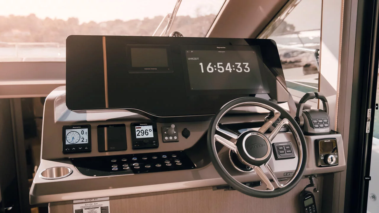 Galeon 440 Fly (Diesel) (FGStar Mini)  - 8
