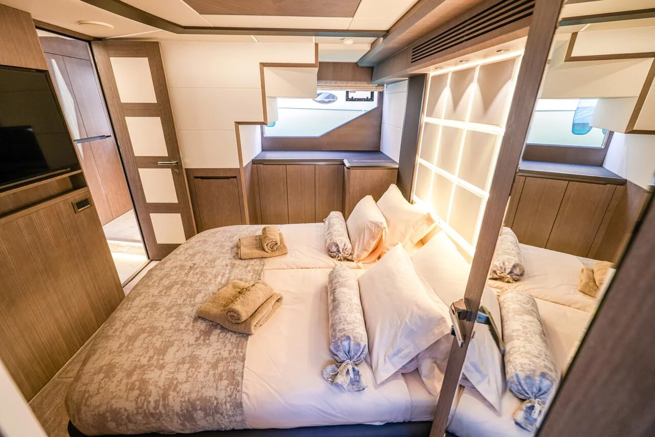 Galeon 640 Fly (FGstar)  - 25