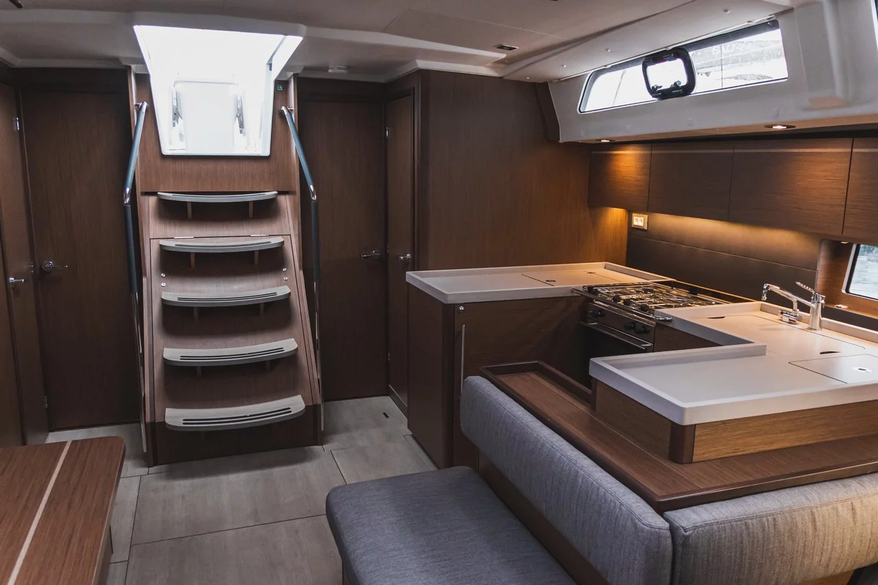 Oceanis 51.1 - 5 + 1 cab. (Panthata)  - 16